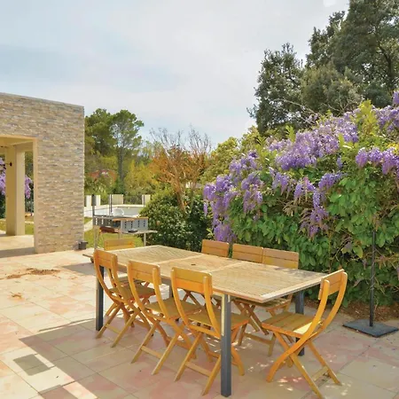 Lovely In With Wifi Holiday home