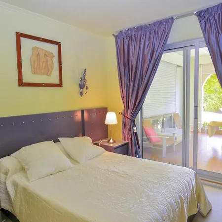 Ferienhaus Lovely In With Wifi Aubais